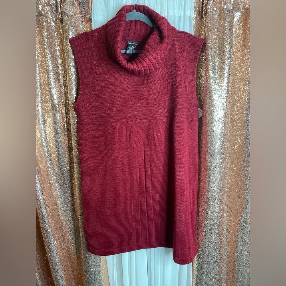 NWT Woman’s cow neck sweater